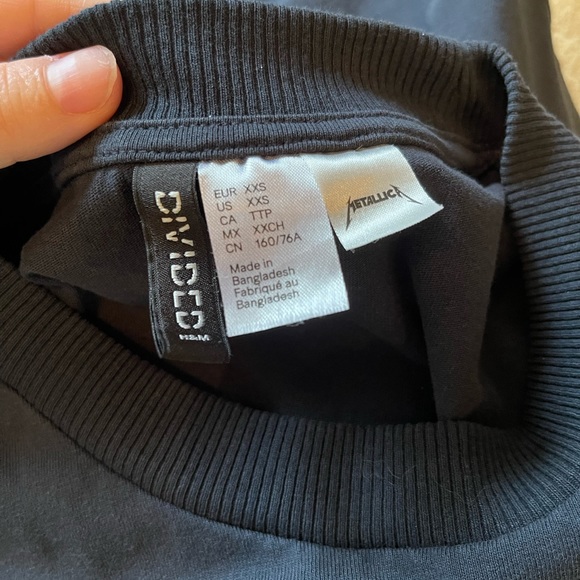 *NWOT* Divided Metallica graphic tee - Picture 4 of 6